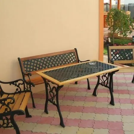 بيت ضيافة Vila Casa Maria كوستِنيست